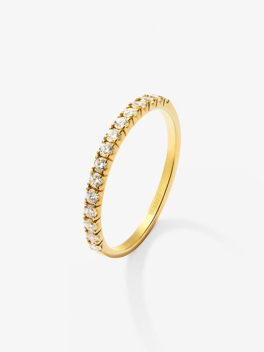 Media alianza de oro amarillo de 18K con diamantes