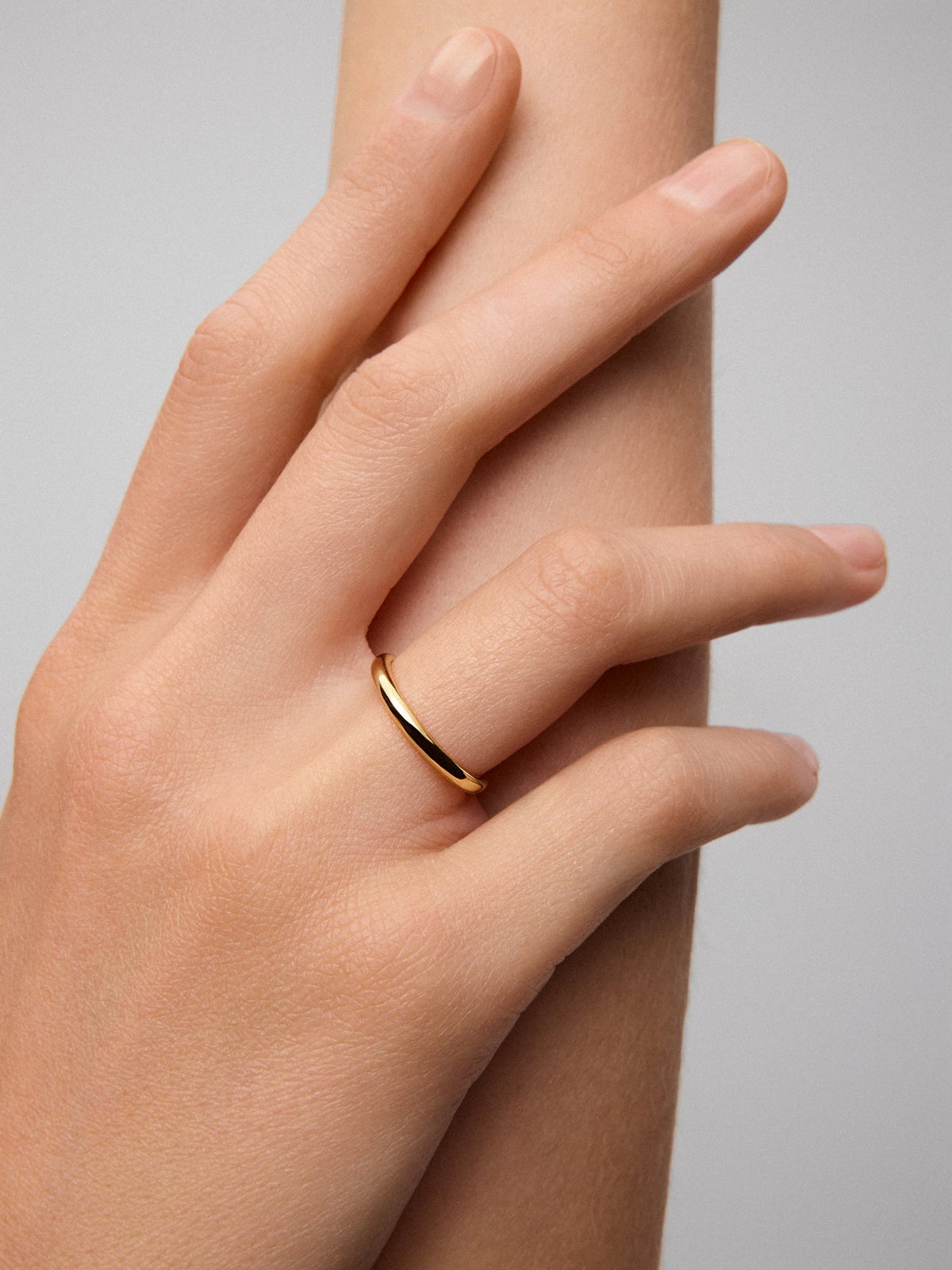 Alianza de boda de oro amarillo de 18K