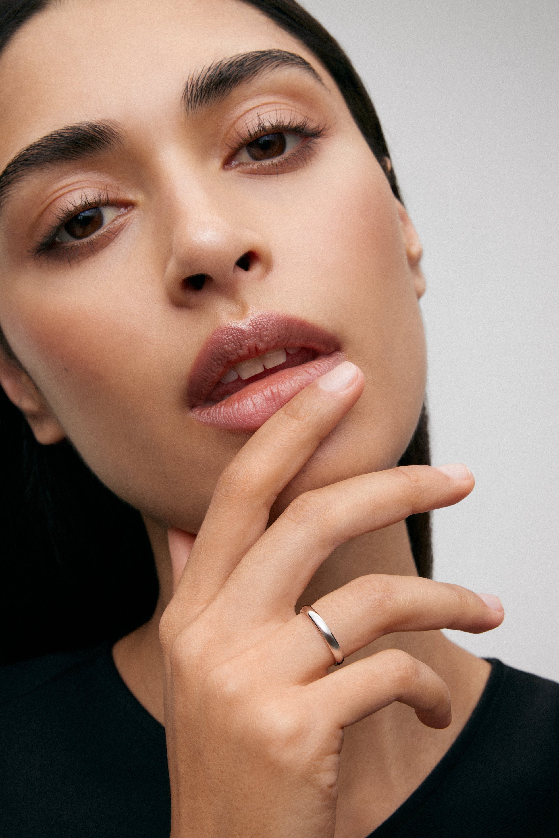 Alianza de boda de oro blanco de 18K