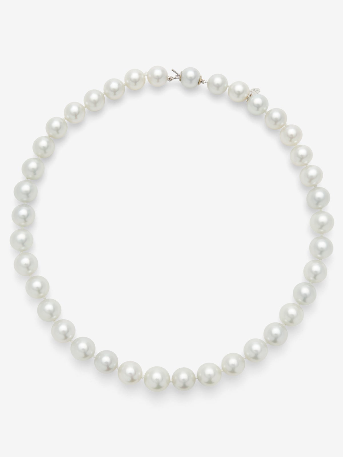 Colgante de perlas australianas con cierre de oro blanco de 18K