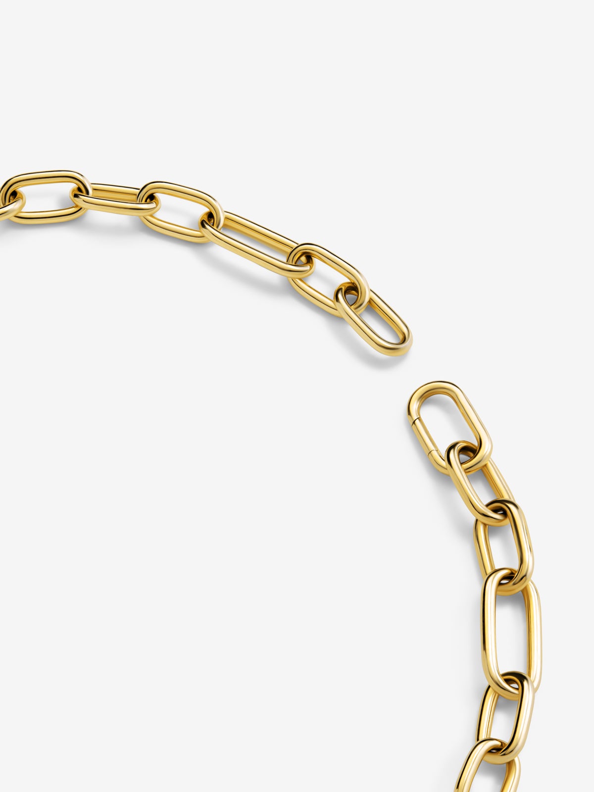 Collar largo de eslabones grandes de oro amarillo de 18K