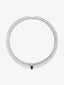 Collar de oro blanco de 18K con zafiro azul en talla cushion de 3,17 cts y 513 diamantes en talla brillante con un total de 4,13 cts