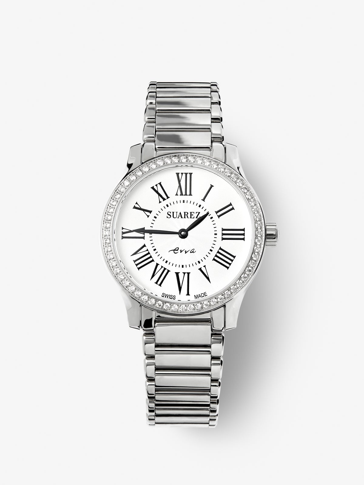 Reloj de acero inoxidable y diamantes blancos en talla brillante, con cristal de zafiro y movimiento de cuarzo