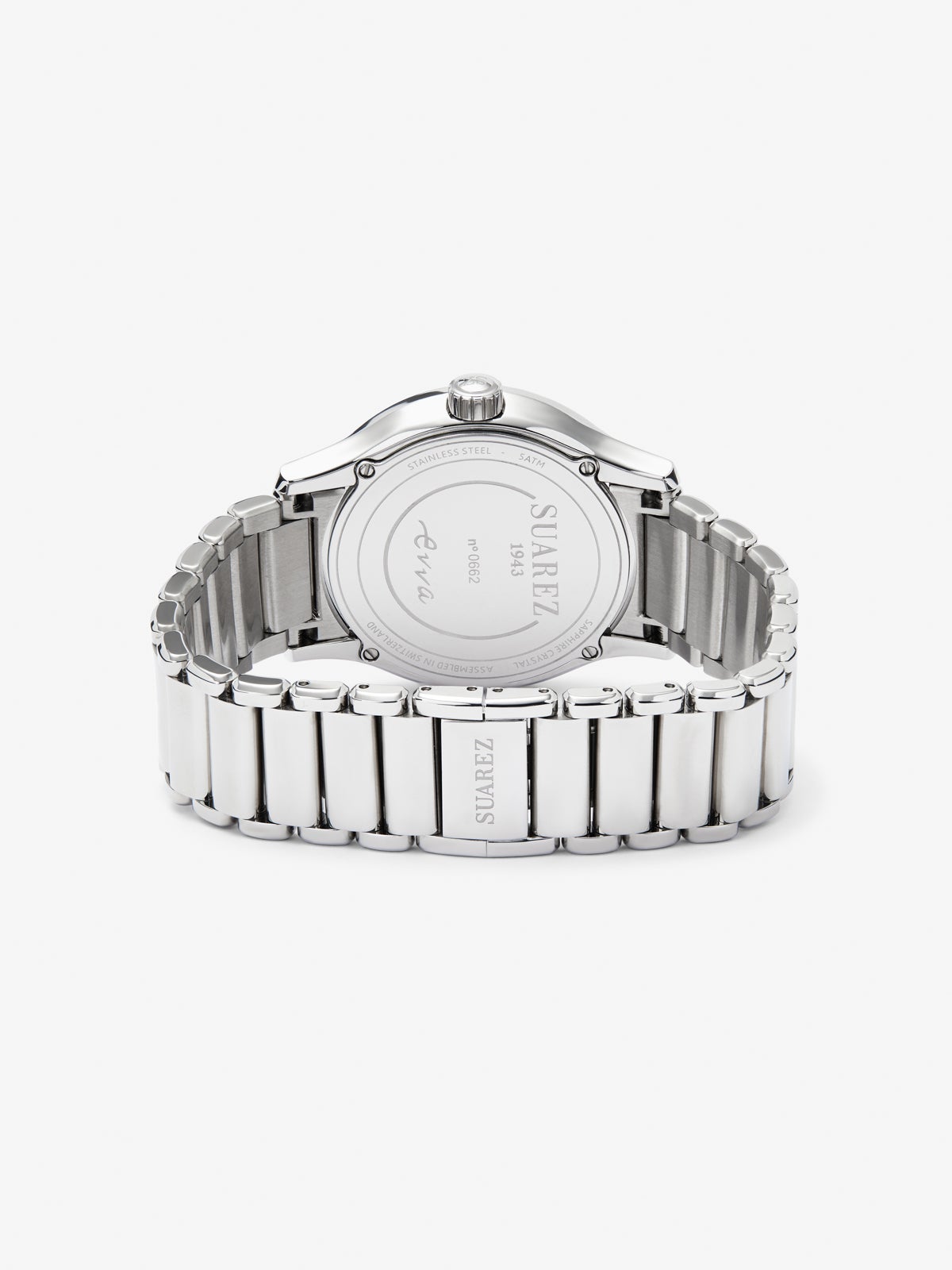Reloj de acero inoxidable y diamantes blancos en talla brillante, con cristal de zafiro y movimiento de cuarzo