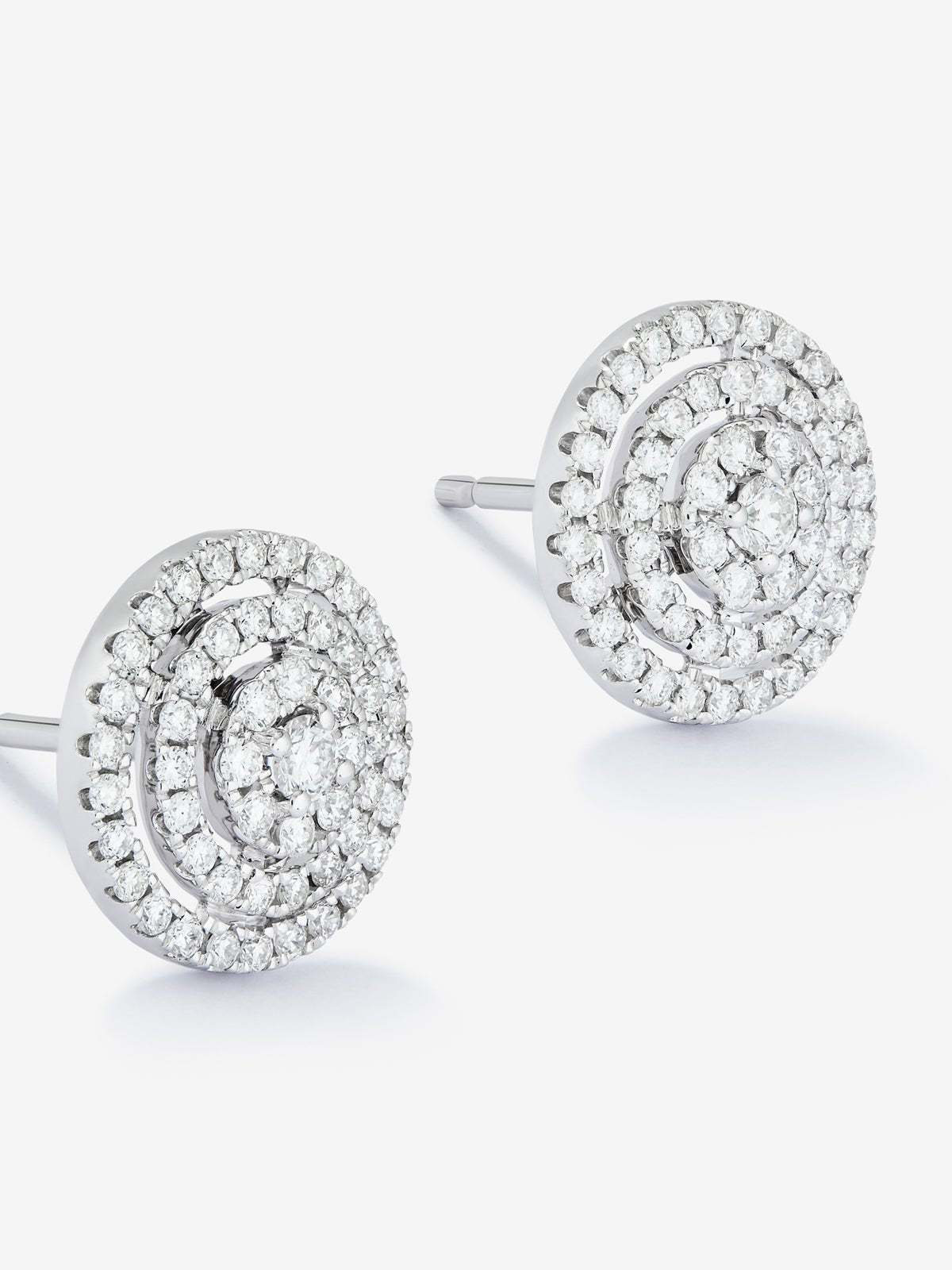 Pendientes de oro blanco de 18K con diamantes en pavé