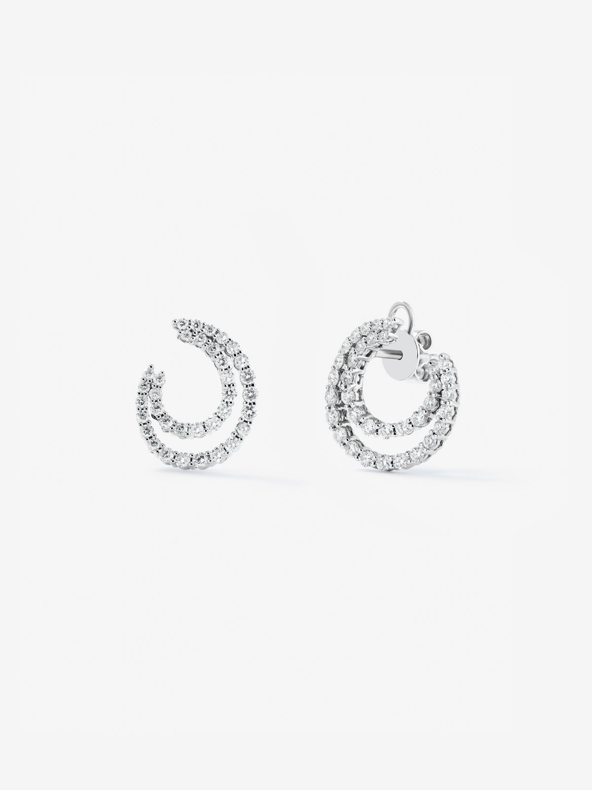 Pendientes de aro de oro blanco de 18K con diamantes en talla brillante con un total de 1,18 cts