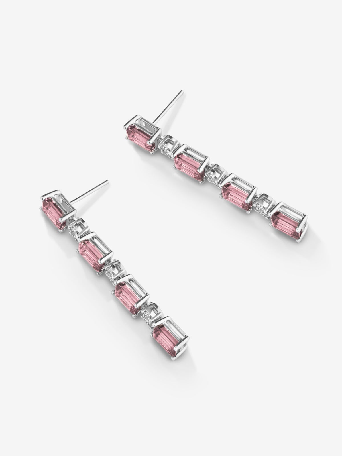 Pendientes de oro blanco de 18kt con turmalinas rosas y diamantes