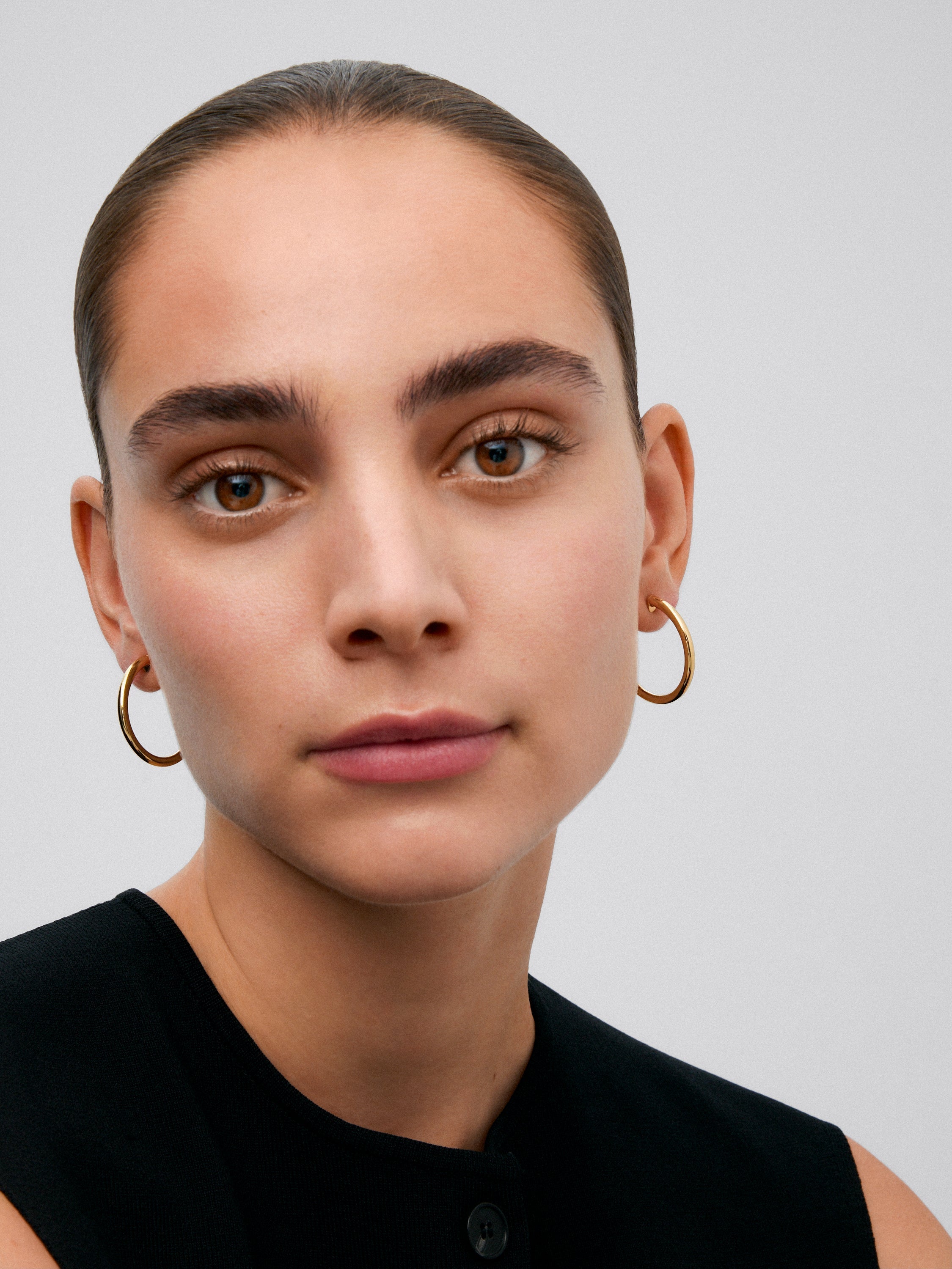 Pendientes de aro de oro amarillo de 18K de 31,5 mm