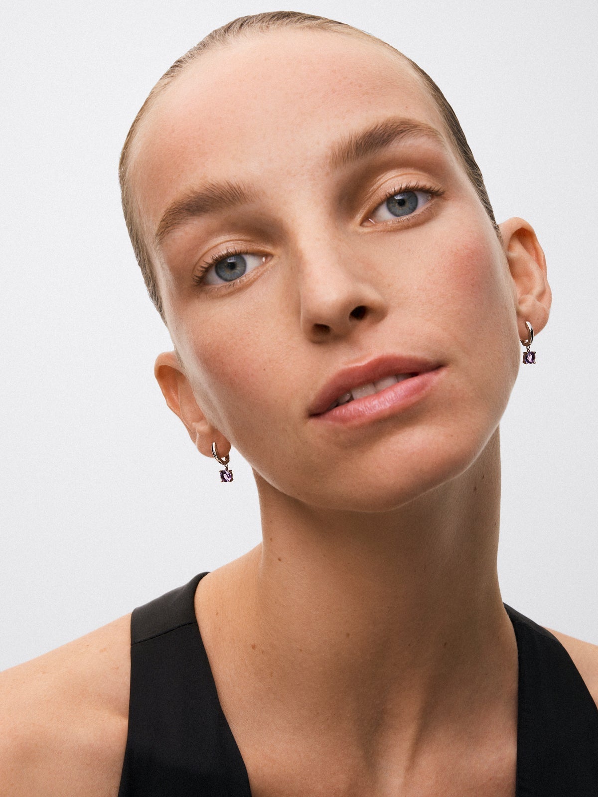 Pendientes de plata 925 con amatistas moradas en talla brillante de 1,1 cts