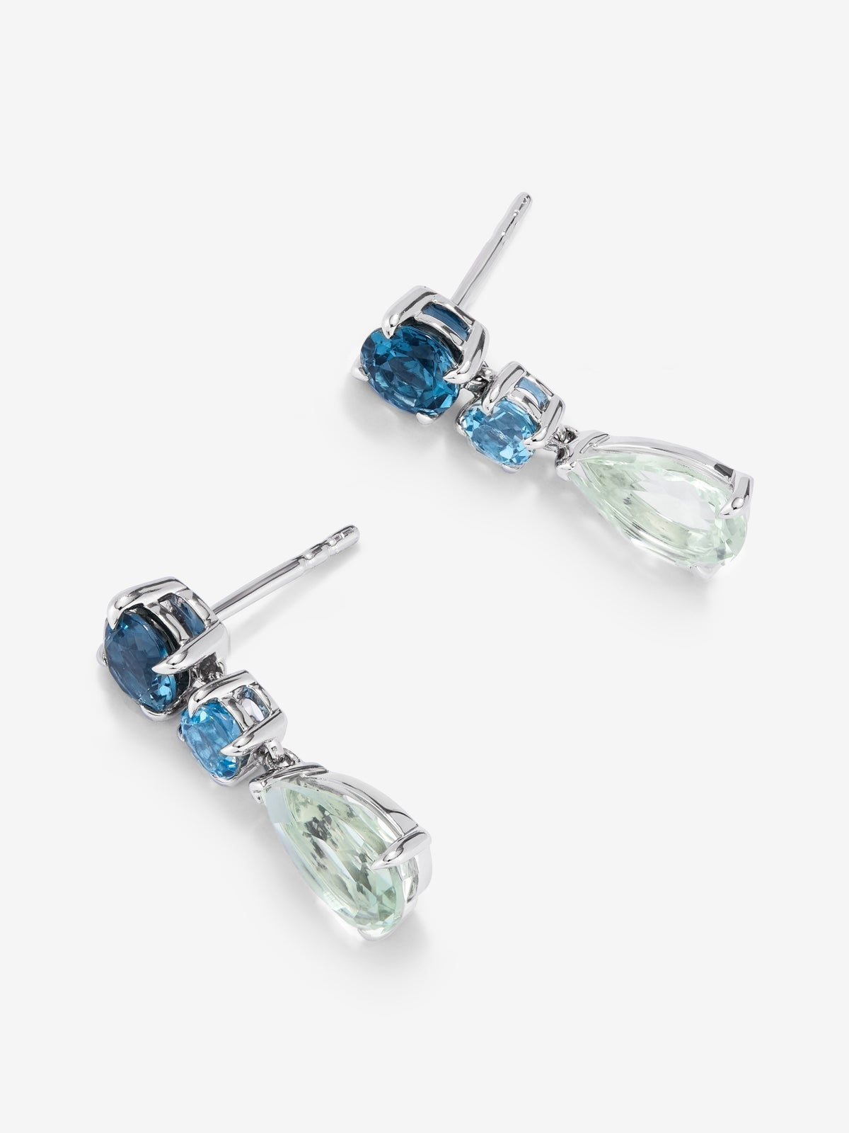 Pendientes de plata 925 con 2 topacios azul london, 2 topacios azul swiss y 2 amatistas verdes