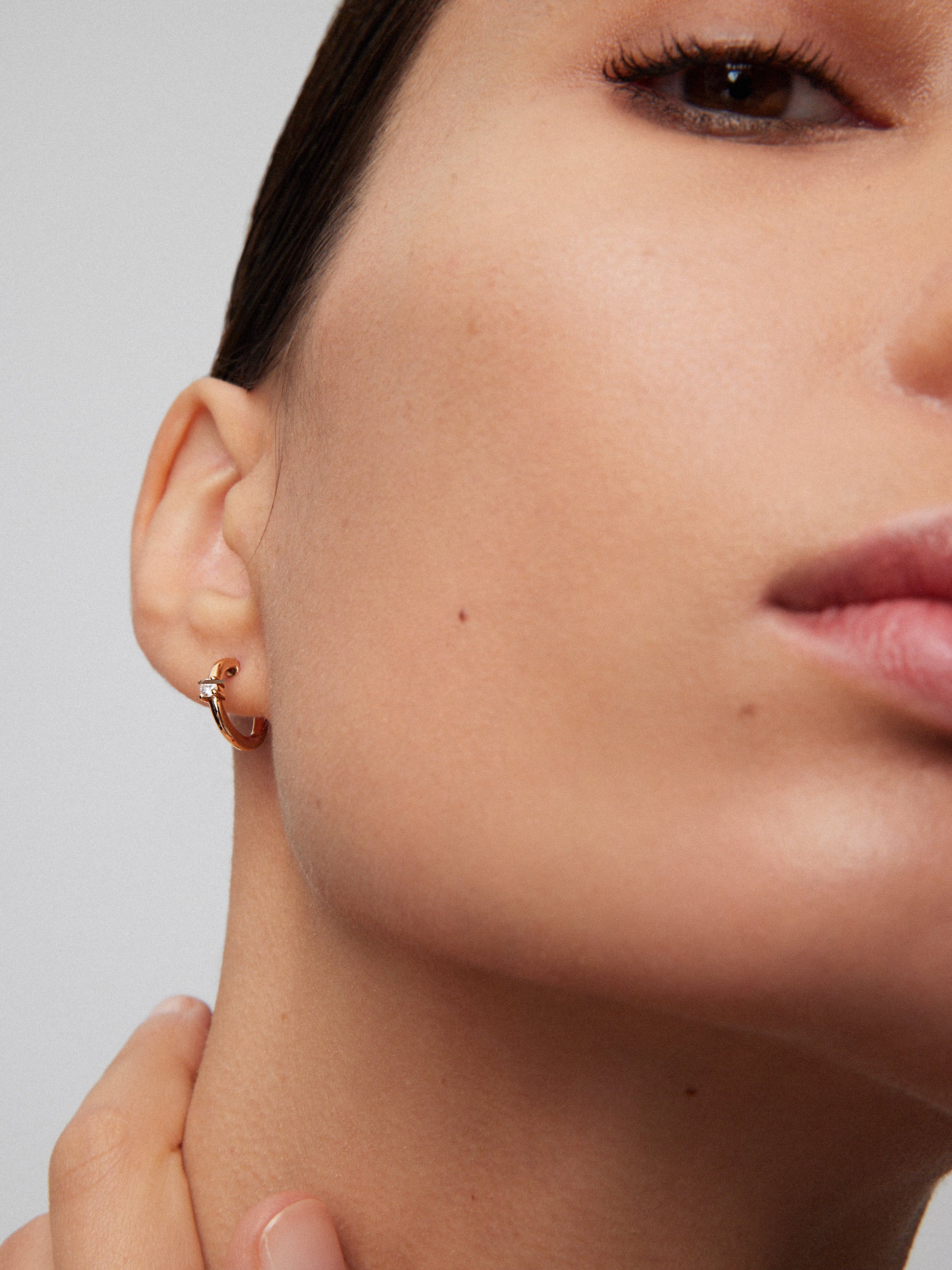 Pendientes de oro rosa de 18kt con diamantes