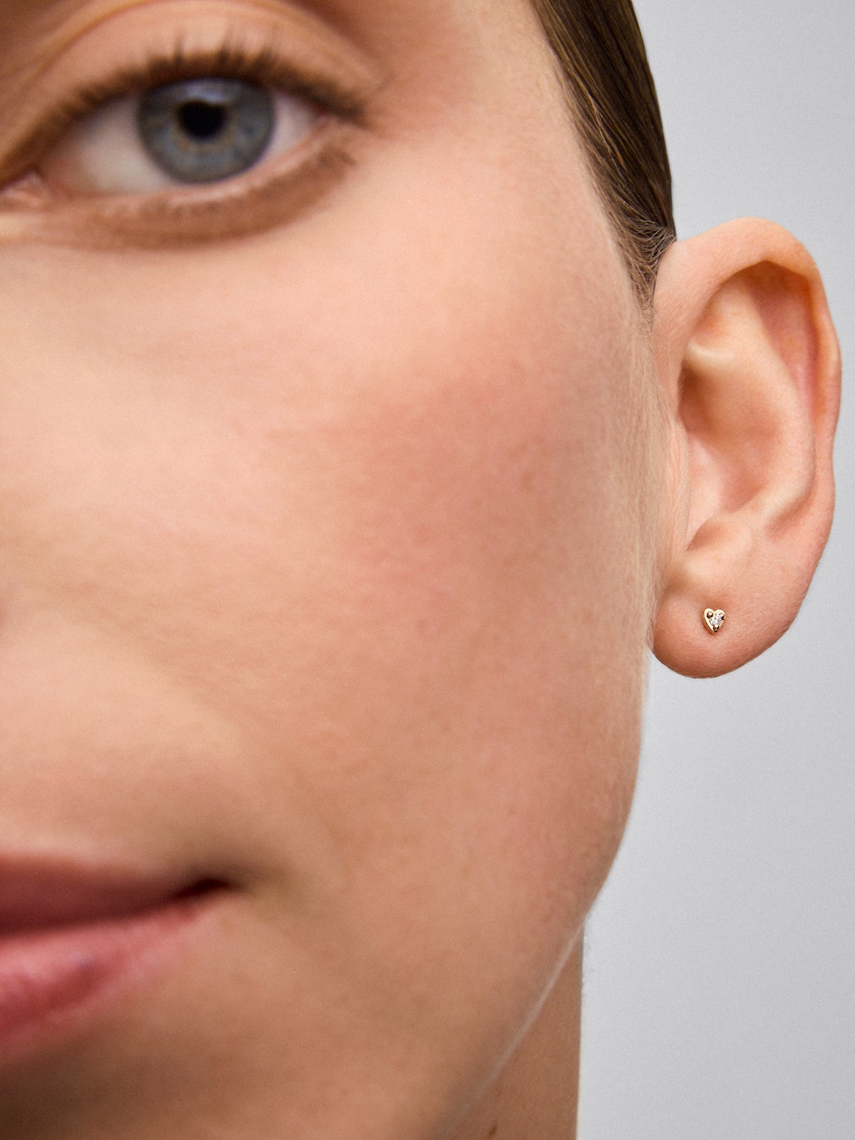 Pendientes de oro blanco de 18Kt con diamantes