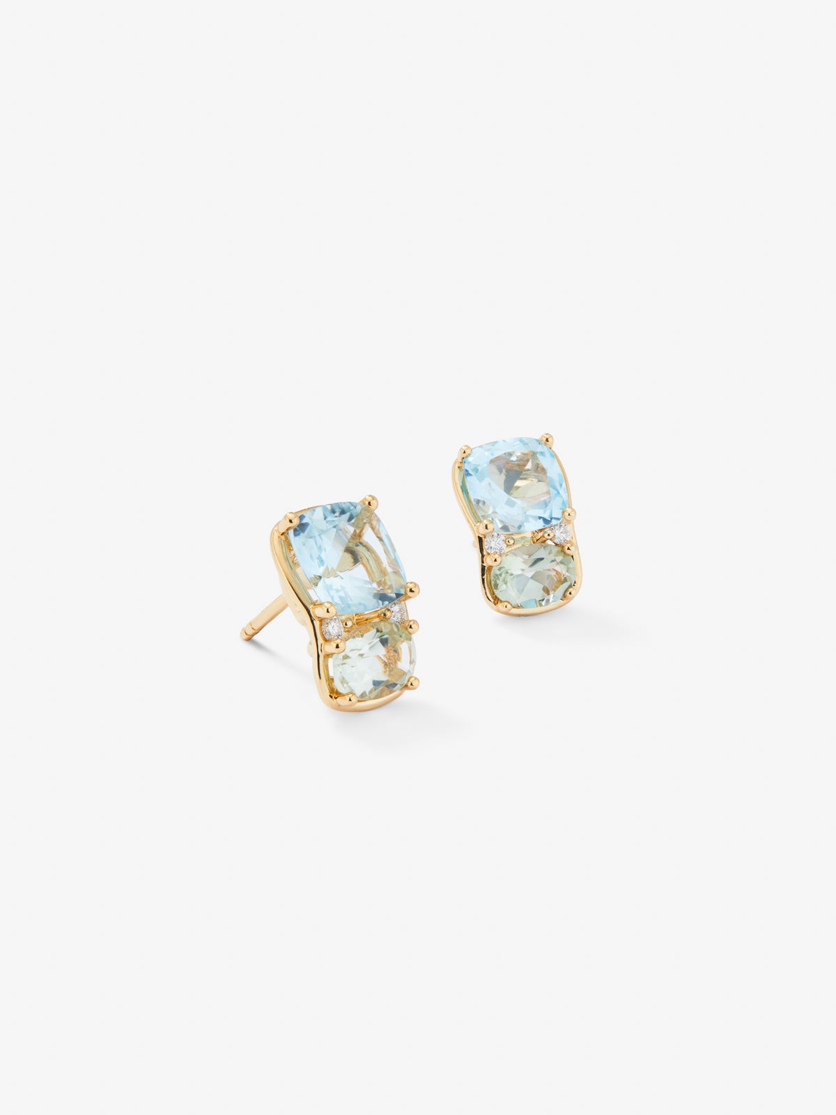 Pendientes de oro amarillo de 18K con topacios azul sky, amatistas verdes y diamantes en talla brillante