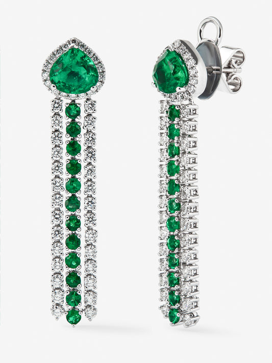 18K white gold hoop earrings with 2 pear-cut emeralds with a total of 1.68 cts, 24 brilliant-cut emeralds with a total of 0.76 cts and 92 brilliant-cut diamonds with a total of 1.13 cts