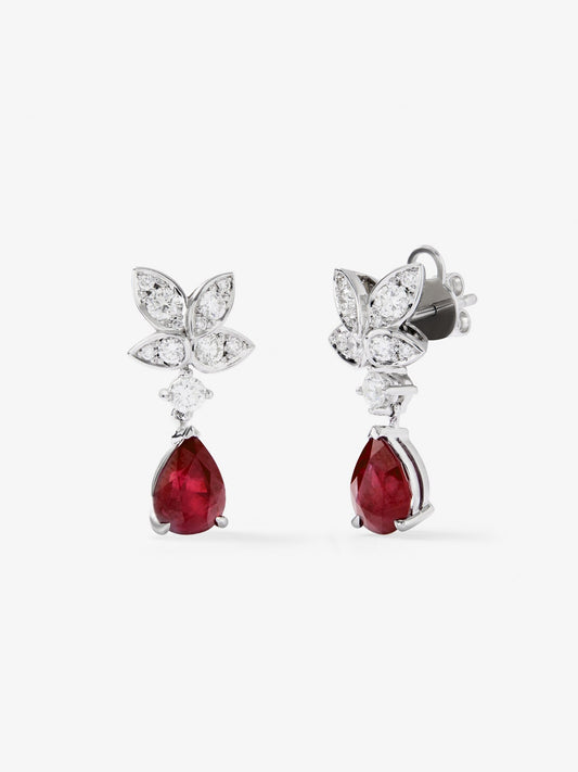 Pendientes de oro blanco de 18K con rubíes rojos pigeon blod en talla pera de 4,62 cts y diamantes blancos en talla brillante de 0,89 cts