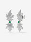 Pendientes largos de oro blanco de 18K con diamantes y esmeralda, en forma de hoja de arce