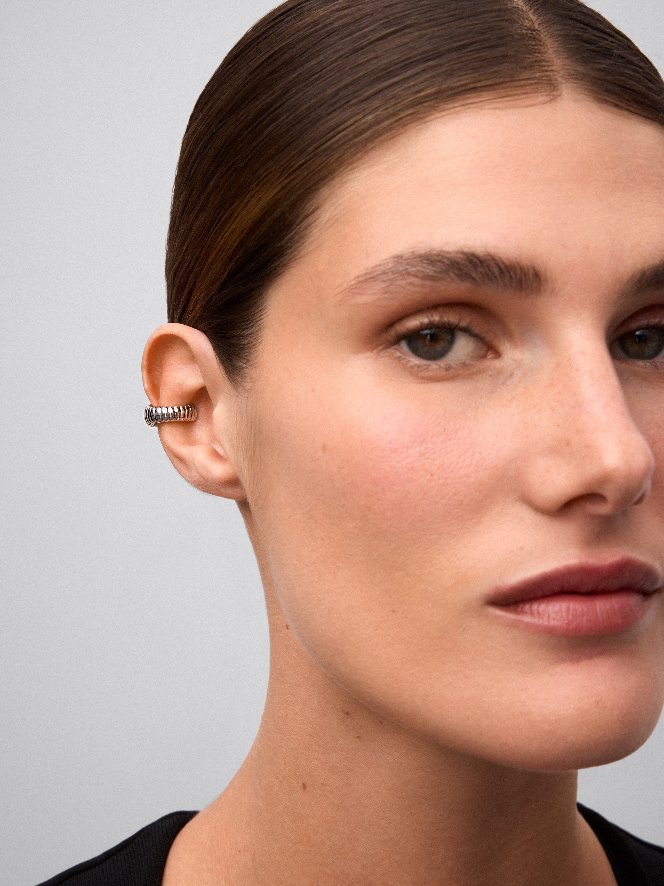 Earcuff de plata 925 con amatista morada