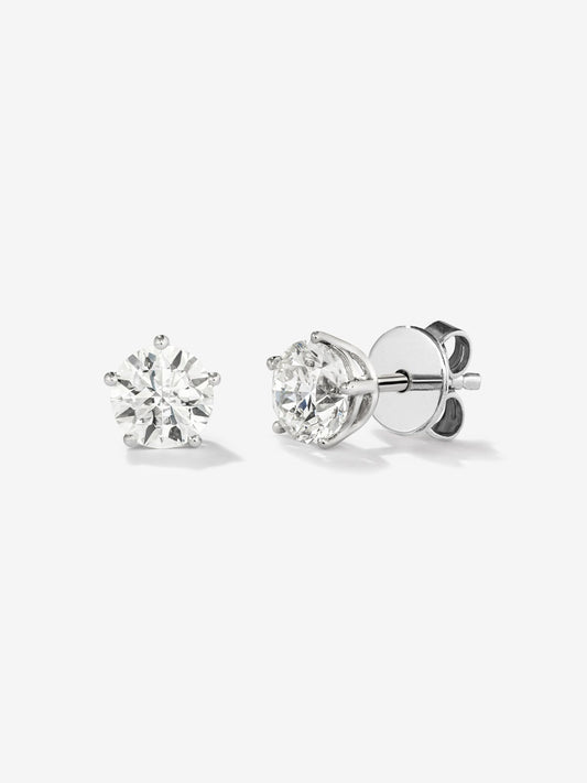 Pendientes de oro blanco de 18K con diamante solitario