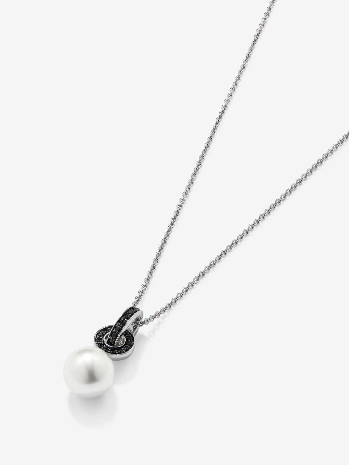 Colgante de cadena de plata 925 con aro en espinela y perla akoya de 9,5 mm