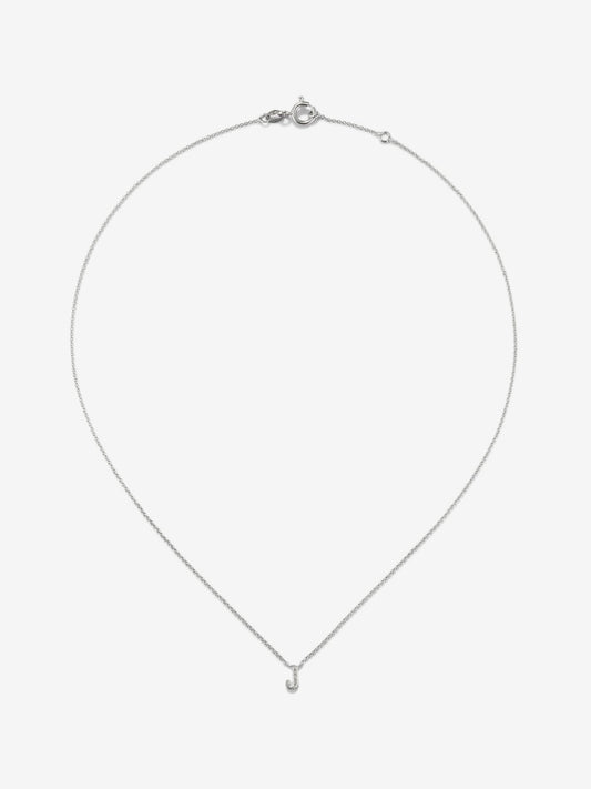 Colgante cadena con inicial pequeña de oro blanco de 18K y diamantes