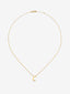 Colgante de oro amarillo de 18K con letra C