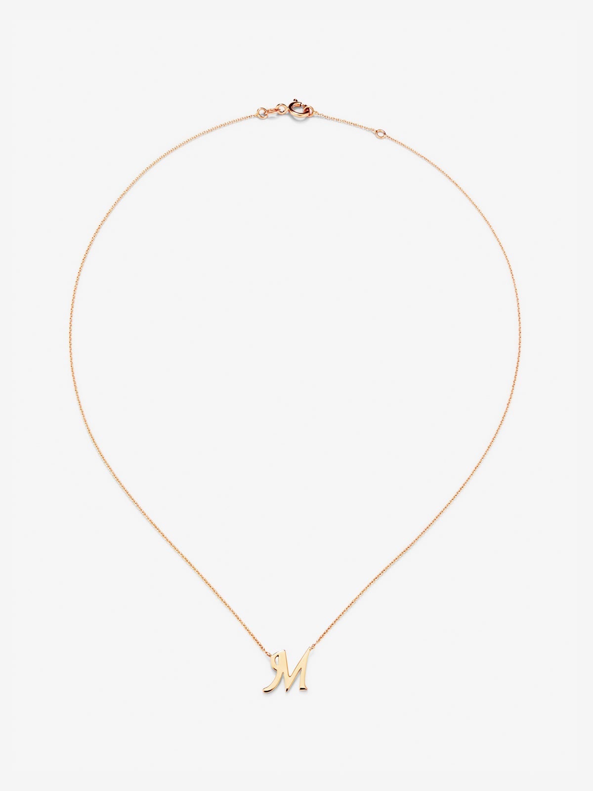 Colgante de oro rosa de 18K con letra M