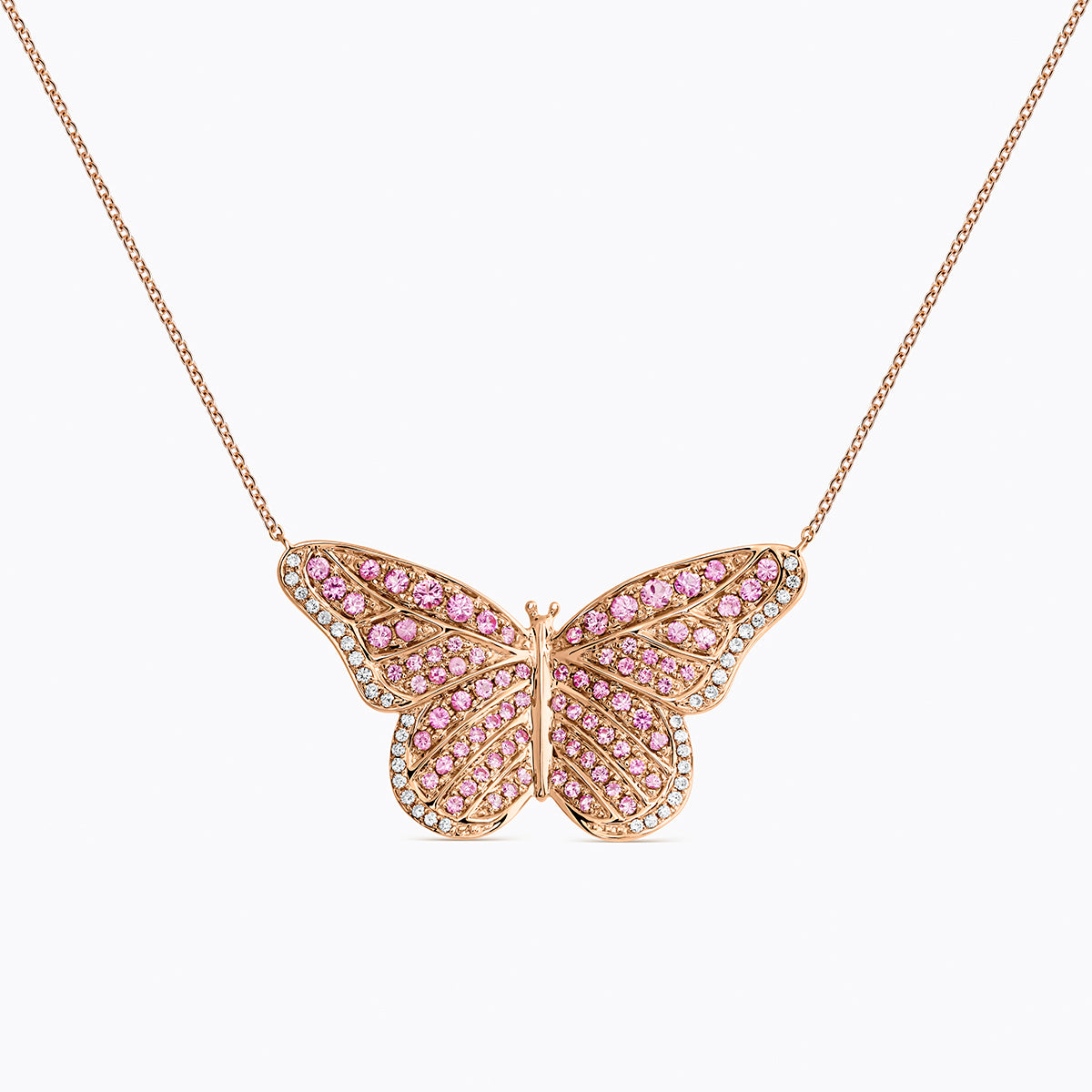 Colgante mariposa de oro rosa de 18K con 82 zafiros rosas en talla brillante con un total de 1,74 cts y 40 diamantes en talla brillante con un total de 0,13 cts