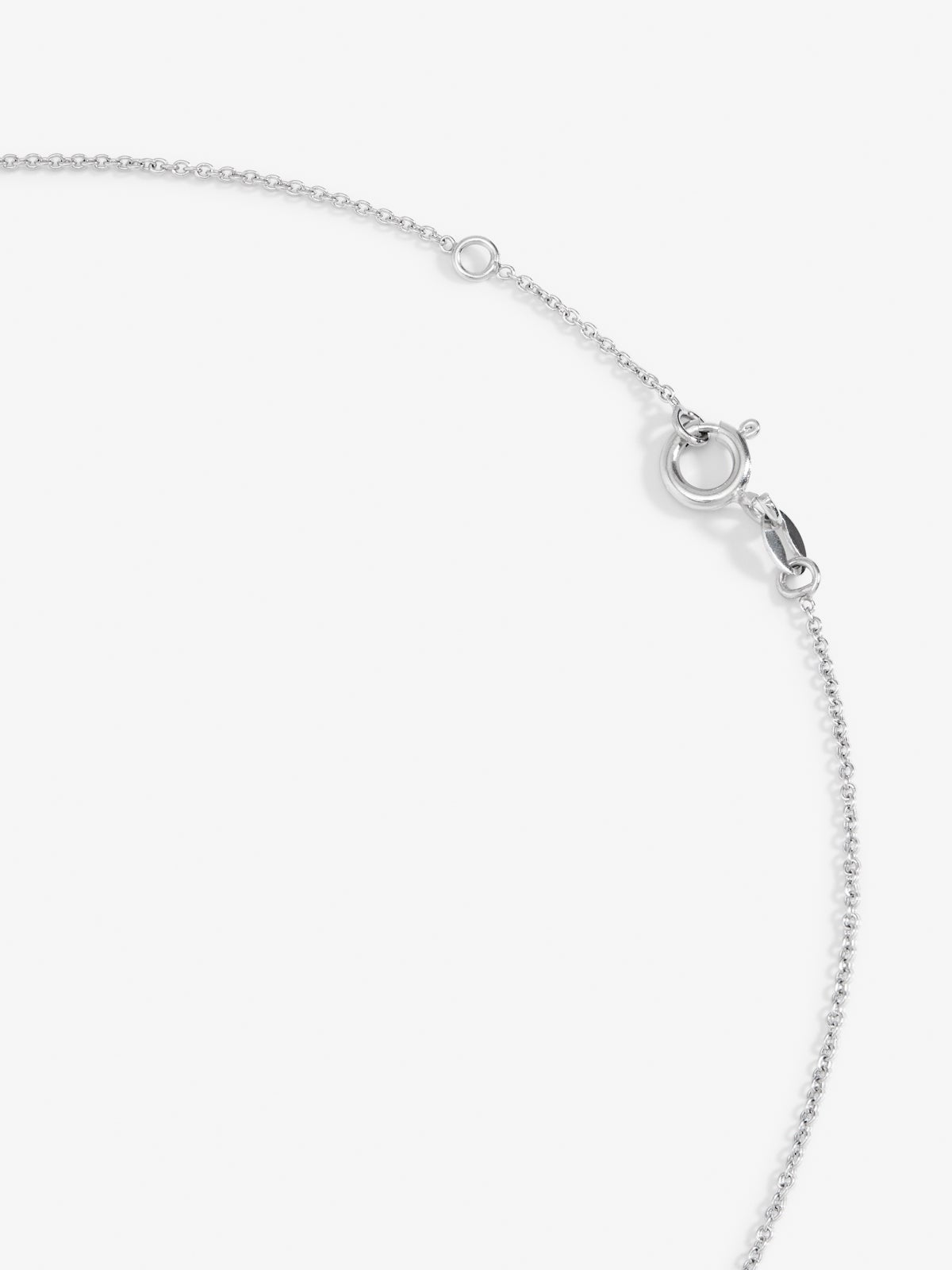 Colgante cadena círculo de oro blanco de 18K y diamantes