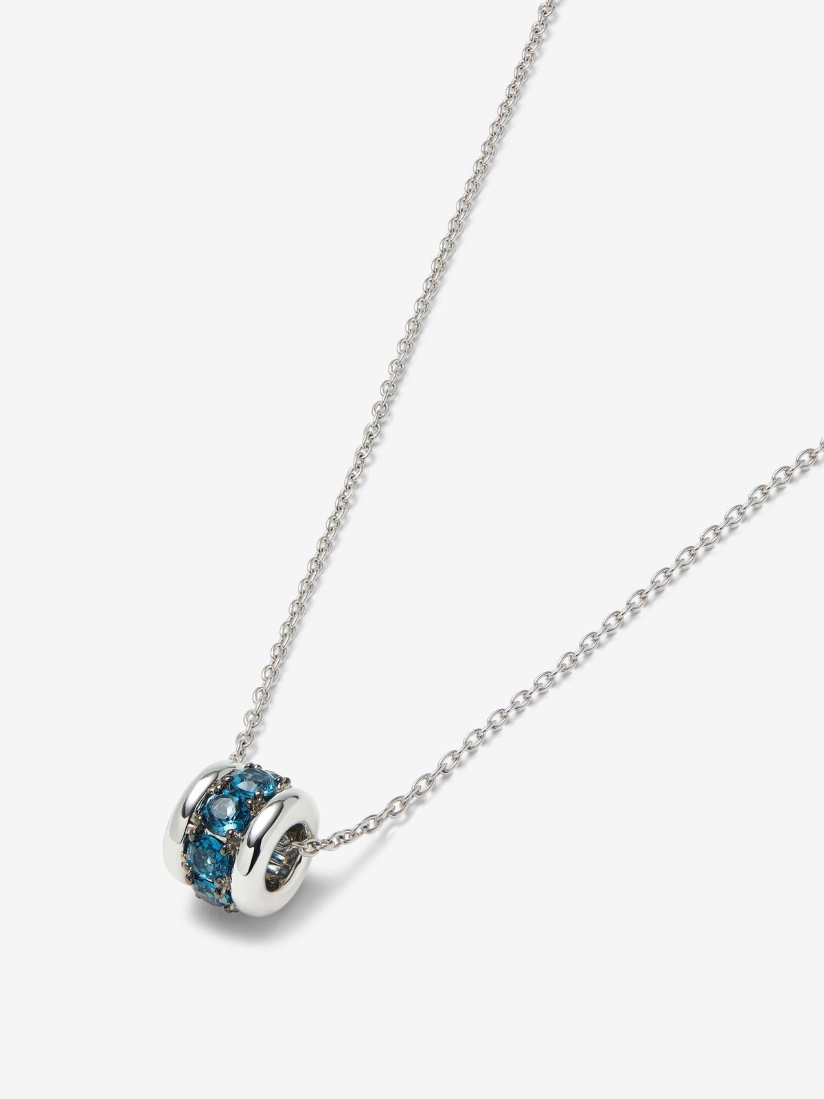 Colgante de plata 925 con pavé de topacios azul london en talla brillante
