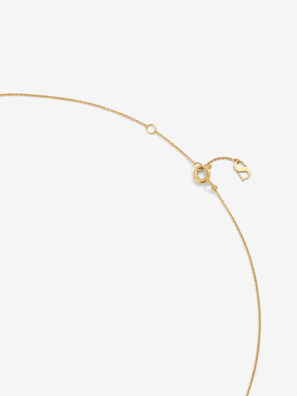 Colgante de oro amarillo de 18K con diamante en talla brillante de 0,17 cts