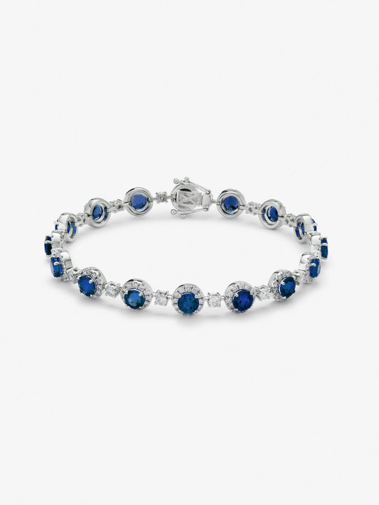 Pulsera rivière de oro blanco de 18K con zafiros azules en talla brillante de 3,95 cts y diamantes blancos en talla brillante de 2,3 cts