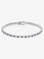 Pulsera de oro blanco de 18K con 37 diamantes en talla brillante con un total de 0,88 cts y 38 zafiros azules en talla brillante con un total de 0,95 cts