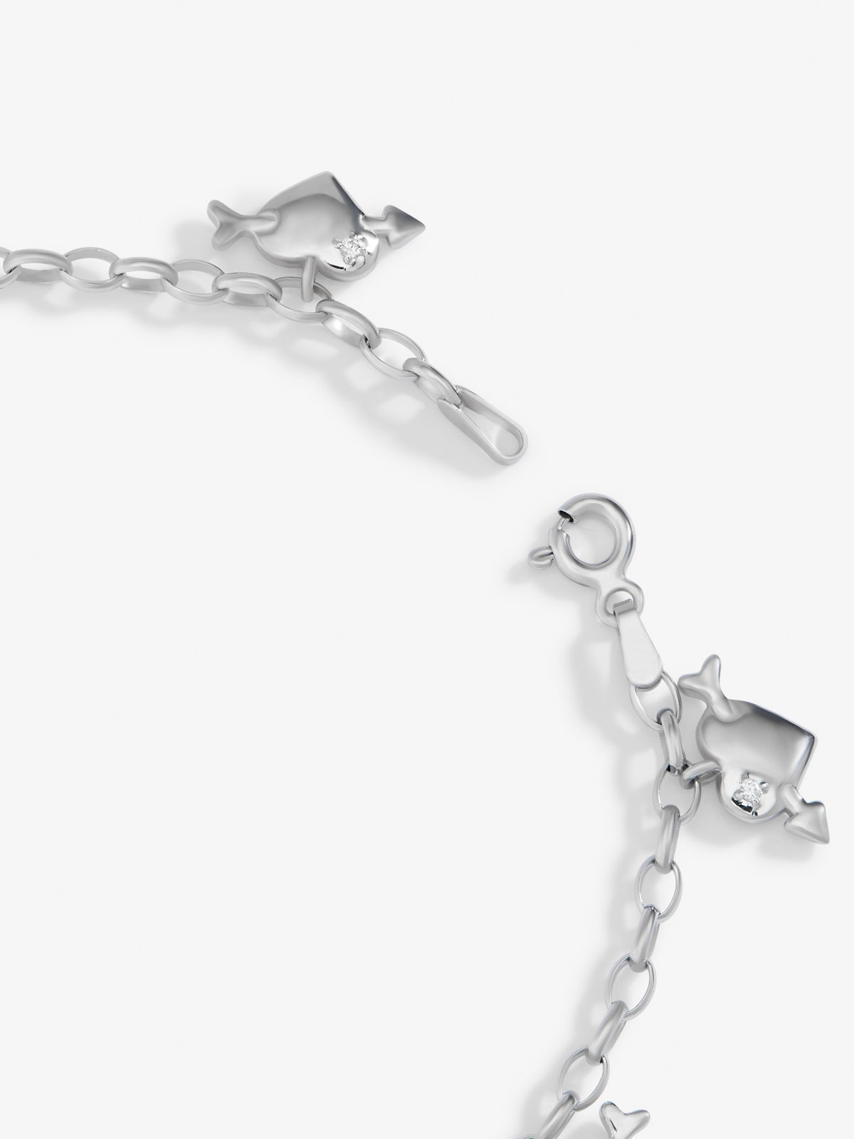 Pulsera de plata 925 con 7 diamantes en talla brillante con un total de 0,05 cts