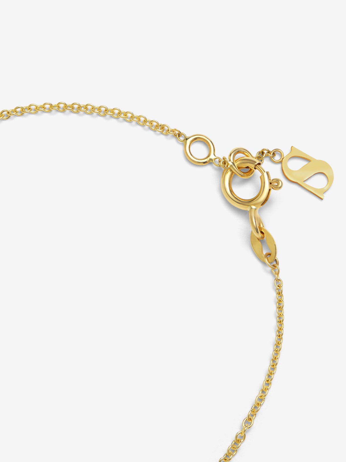 Pulsera de oro amarillo de 18K con 2 diamantes en talla brillante con un total de 0,05 cts