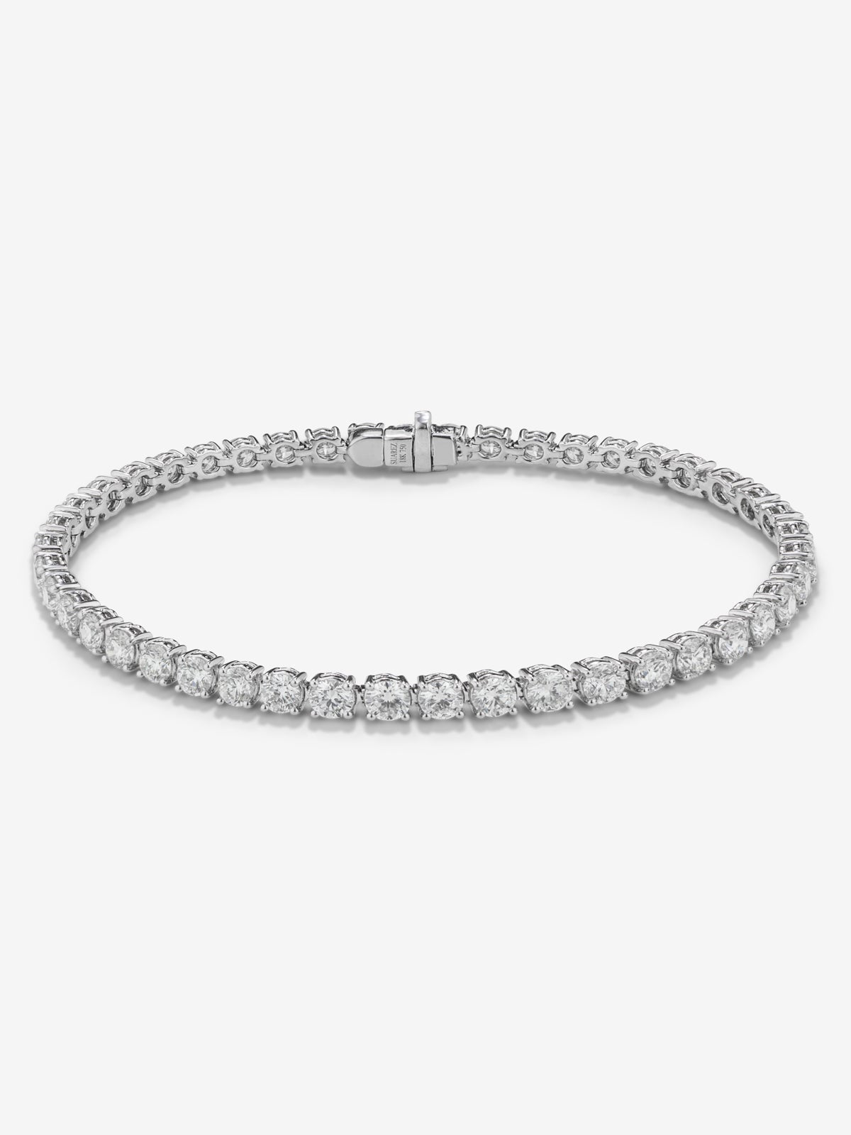 Pulsera rivière de oro blanco de 18K con diamantes en talla brillante con un total de 7,31 cts