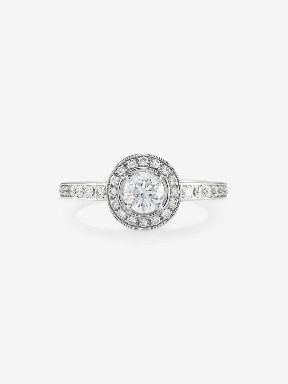 Anillo solitario de compromiso de oro blanco de 18K con diamantes