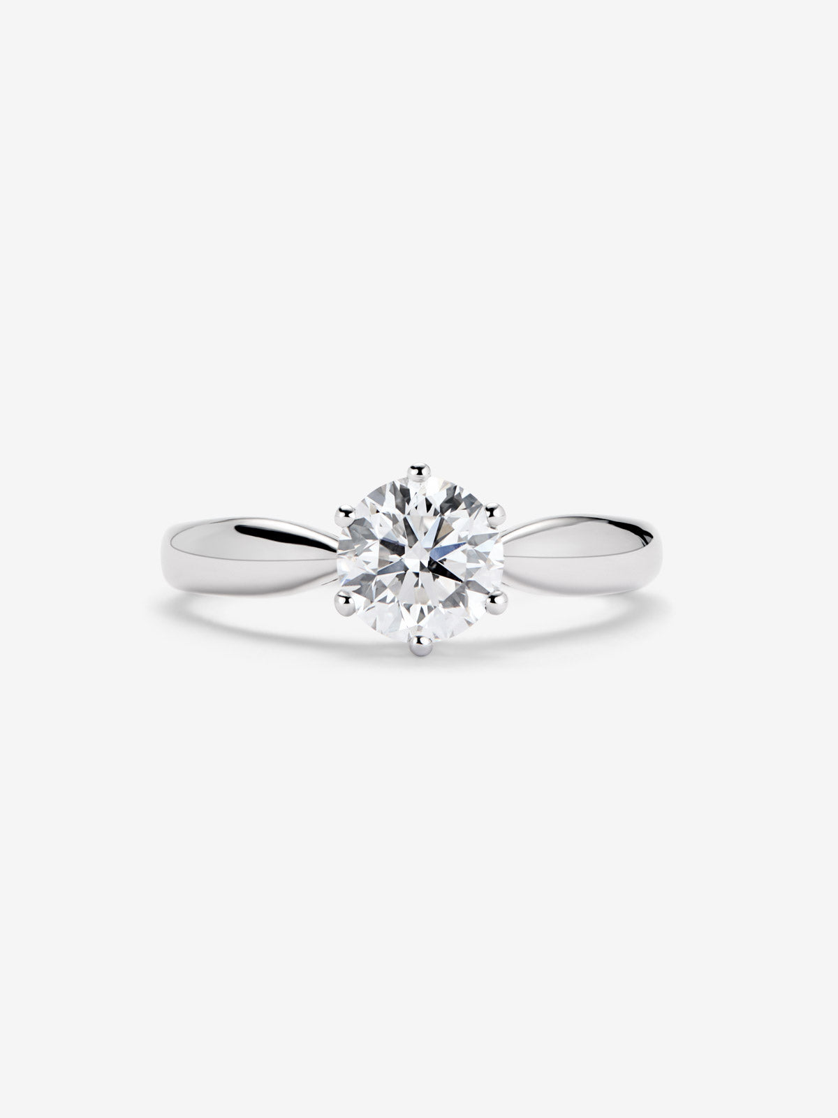 Anillo solitario 3006 de oro blanco de 18K con diamante en talla brillante de 1 cts