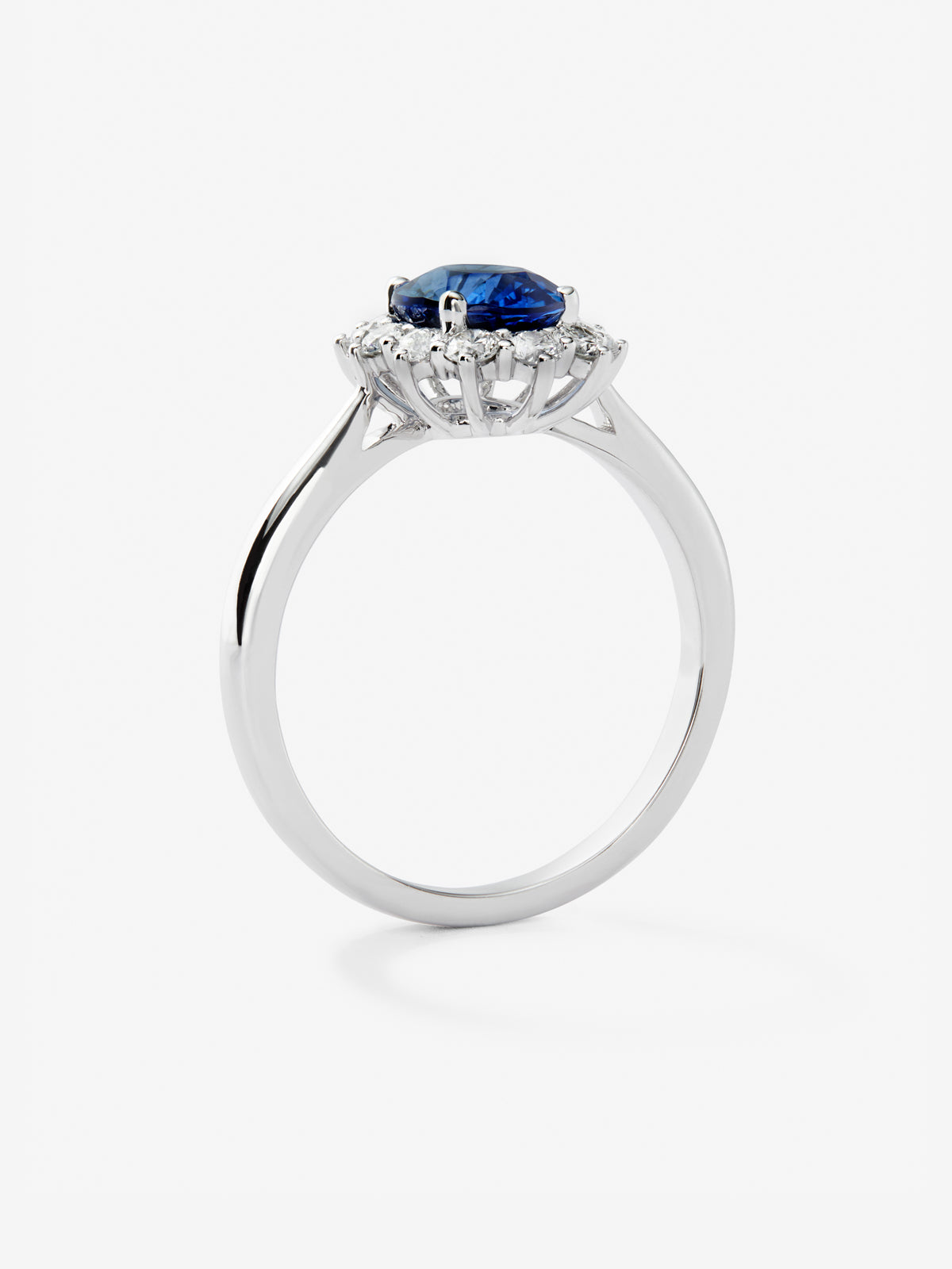 Anillo de oro blanco 18K con zafiro