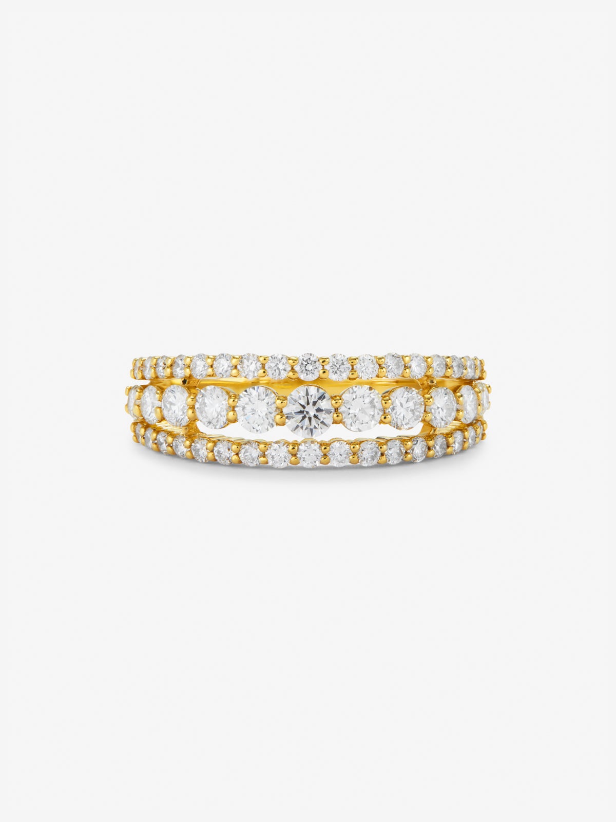 Anillo triple de oro amarillo de 18K con 45 diamantes en talla brillante con un total de 0,93 cts