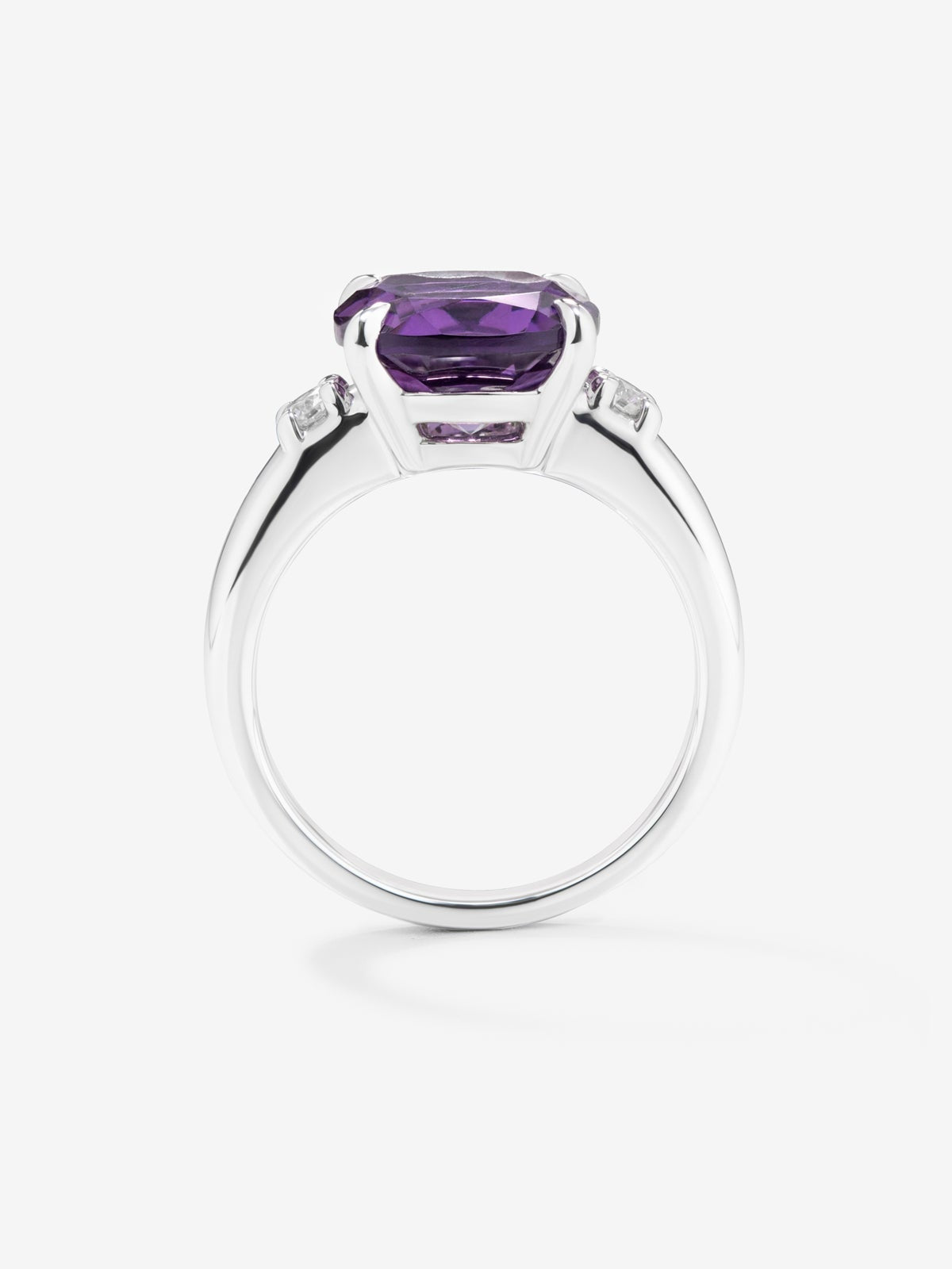Anillo tresillo de plata 925 con amatista y diamantes