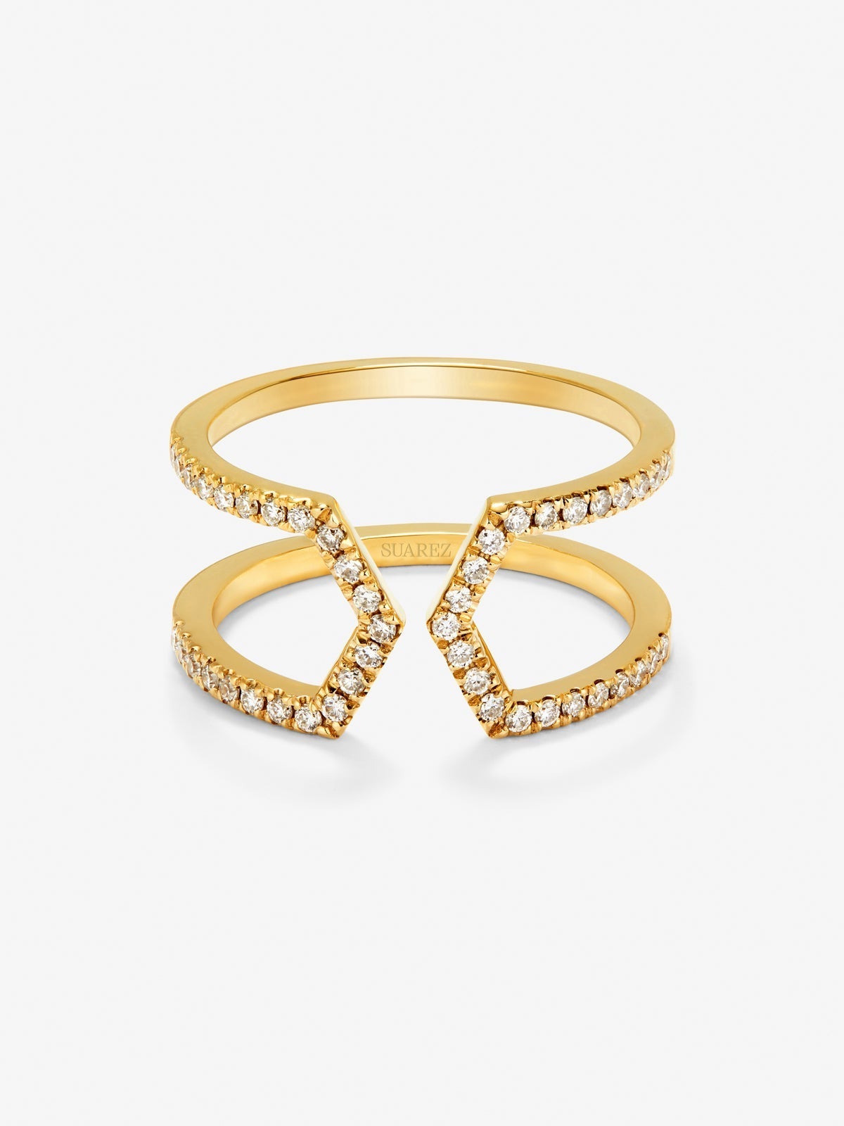 Anillo de oro amarillo de 18K con 46 diamantes en talla brillante con un total de 0,37 cts