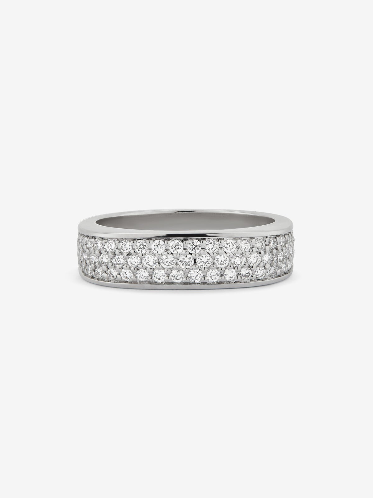 Anillo de oro blanco de 18K con pavé de diamantes en talla brillante