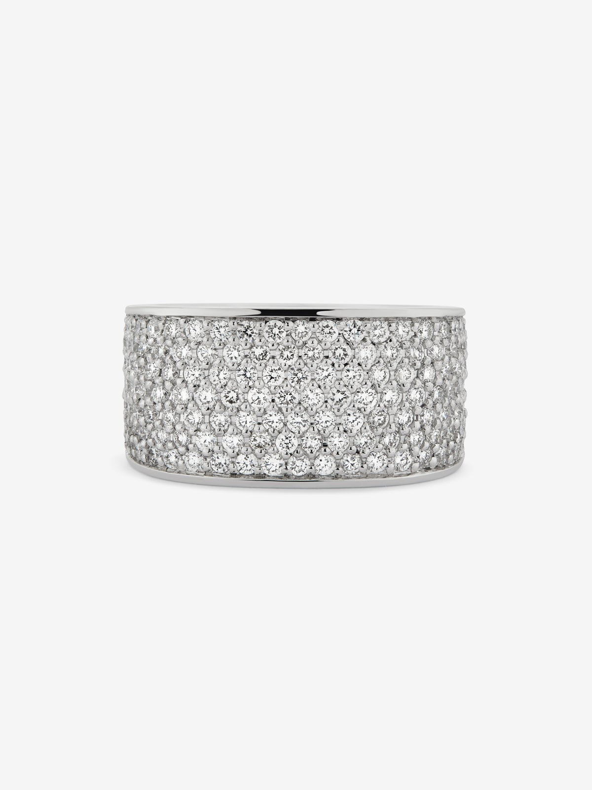 Anillo de oro blanco de 18K con pavé de diamantes en talla brillante