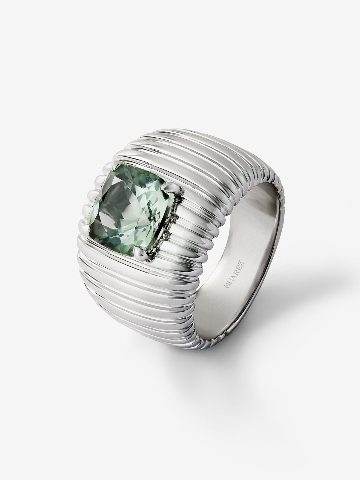 Anillo gallonado de plata 925 con amatista verde