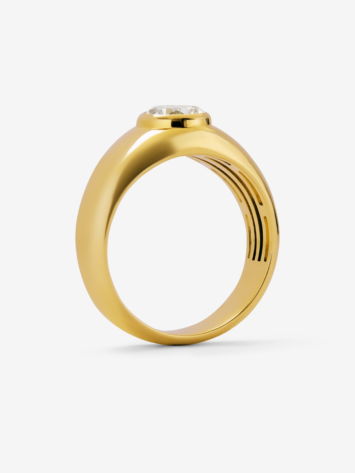 Anillo de oro amarillo de 18K con diamante en talla pera de 1 ct
