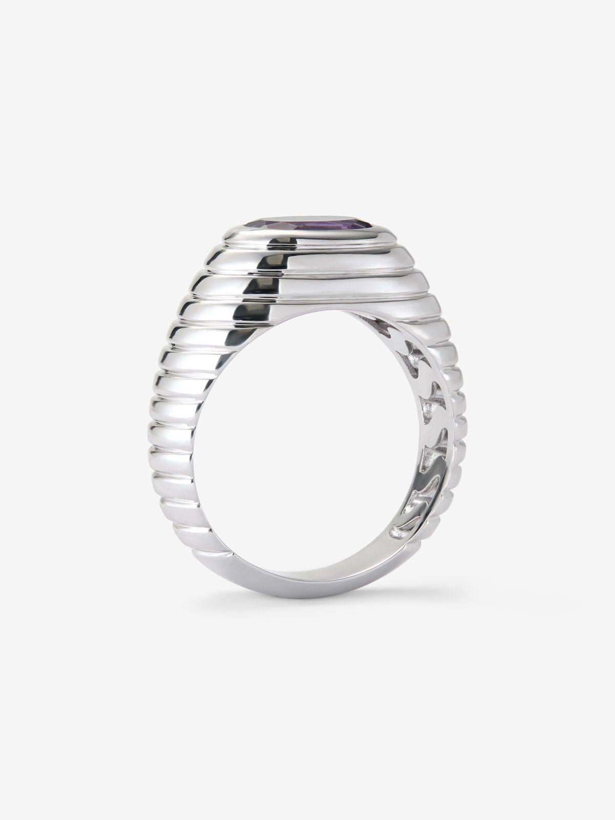 Anillo de plata 925 con amatista morada