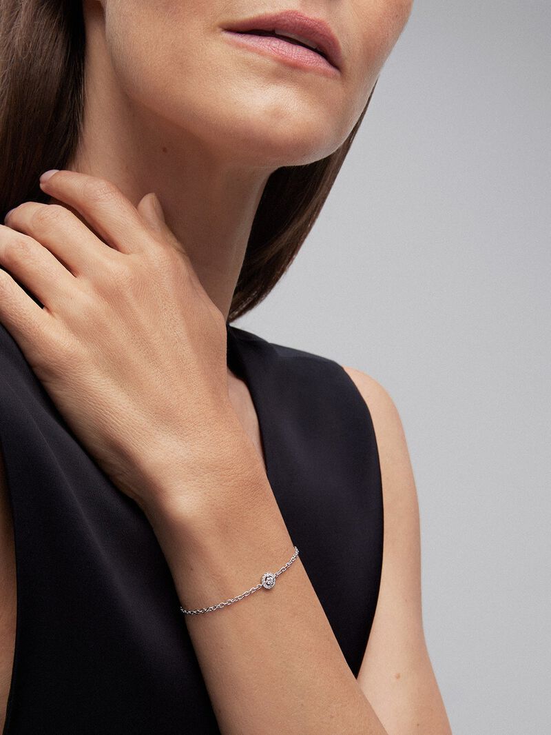 18K white gold chain bracelet with solitary diamond and diamond urla image number 3