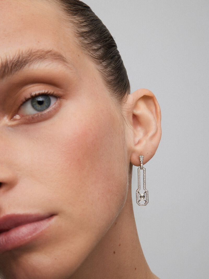 18K white gold earrings with 2 emerald-cut diamonds with a total of 1 cts and 126 brilliant-cut diamonds with a total of 0.63 cts image number 3
