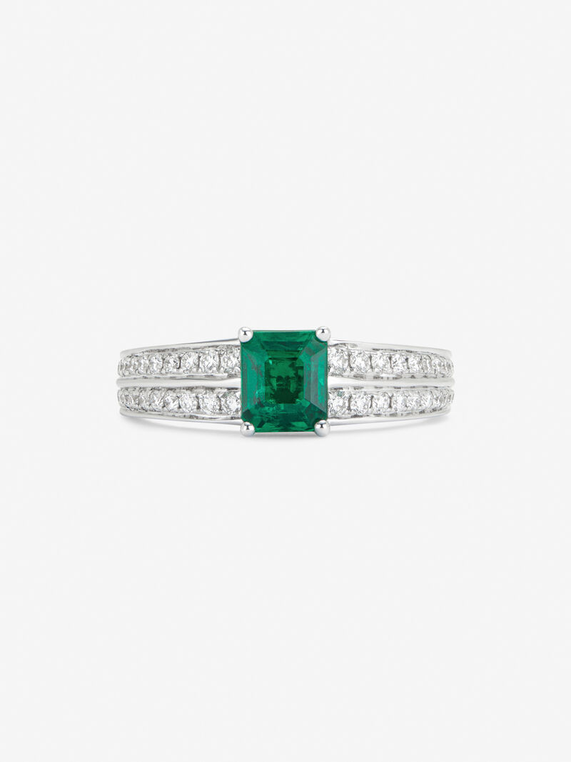 18K white gold ring with octagonal cut emerald of 0.79 cts and 40 brilliant cut diamonds with a total of 0.29 cts image number 2