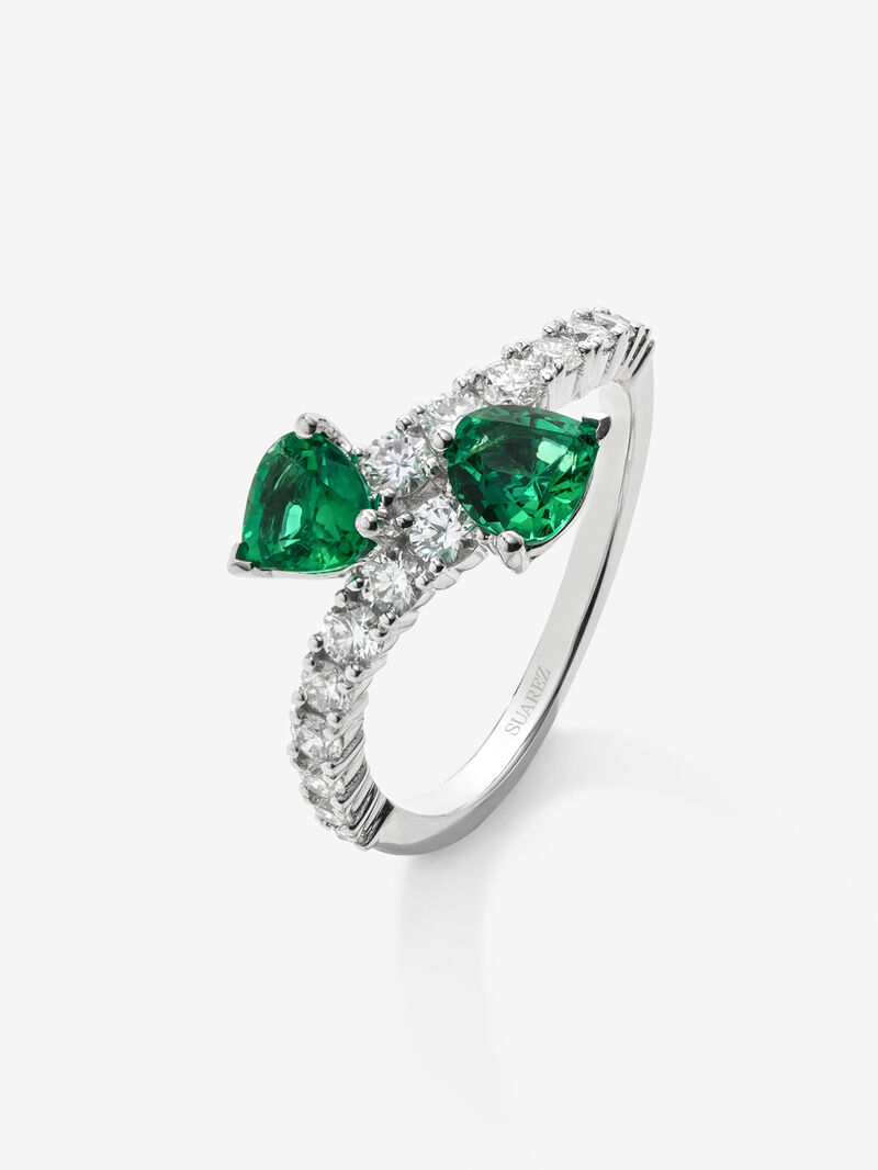 You and I 18k White Gold Ring with Green Emeralds in 0.98 cts and white diamonds in a bright 0.6 cts diamonds image number 0